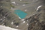 Der Kraspes-See in phantastischem Blau.